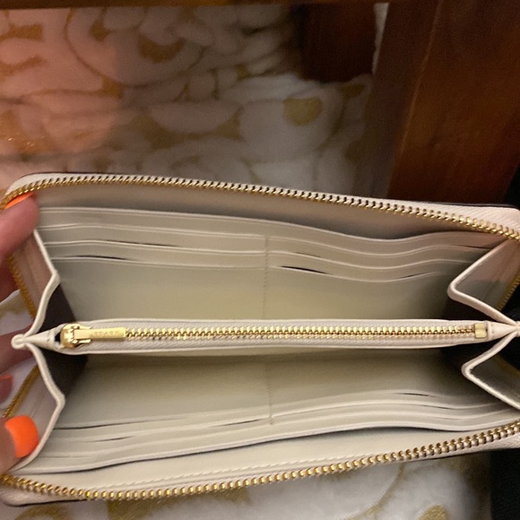 Coach Chalk Accordion Zip Wallet NWT - Picture 5 of 5